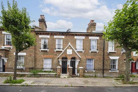 52 Third Avenue, London, W10 4RT