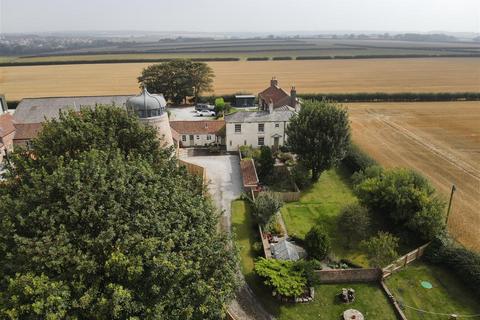 4 bedroom link detached house for sale, Bempton Lane,,, Bempton