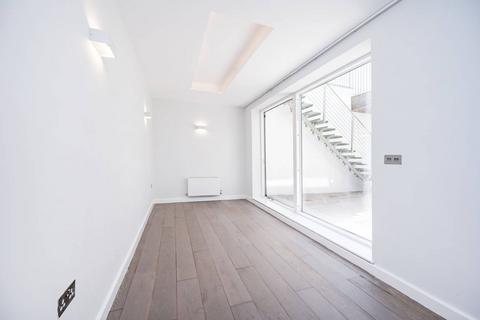 3 bedroom flat for sale, Southern Row, Ladbroke Grove, London, W10