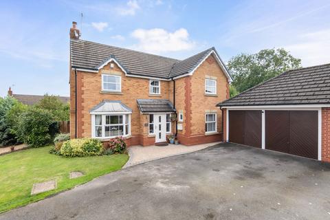 4 bedroom detached house for sale, 23 Balmoral Close, Fernhill Heath, Worcester.  WR3 7XQ