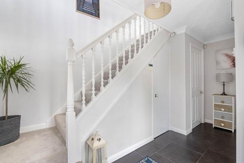 23 Balmoral Close, Fernhill Heath, Worcester, WR3 7XQ