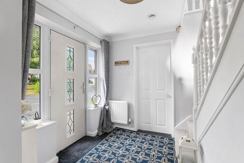 23 Balmoral Close, Fernhill Heath, Worcester, WR3 7XQ