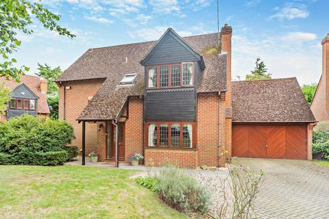 4 bedroom detached house for sale, Oak Drive, Burghfield Common, Berkshire