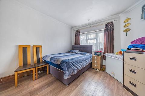 Dallas Road, Brent Cross, London, NW4