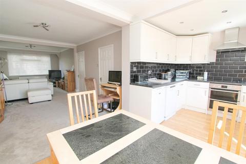 5 Surrey Grove, Sutton, SM1 3PW