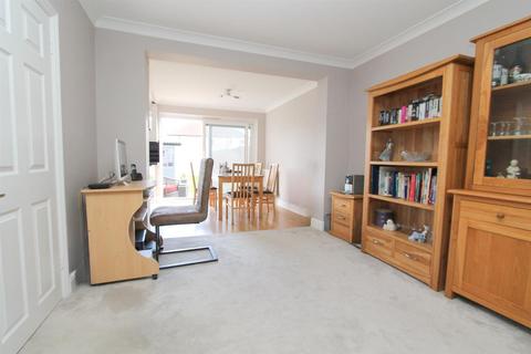 5 Surrey Grove, Sutton, SM1 3PW