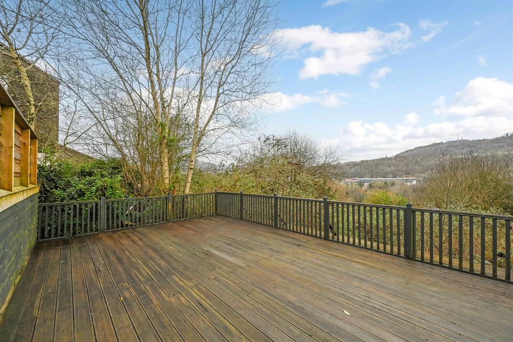 Bottom Tier Decking