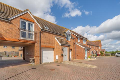 2 bedroom maisonette for sale, Chandlers Lea, Bracklesham Bay, PO20