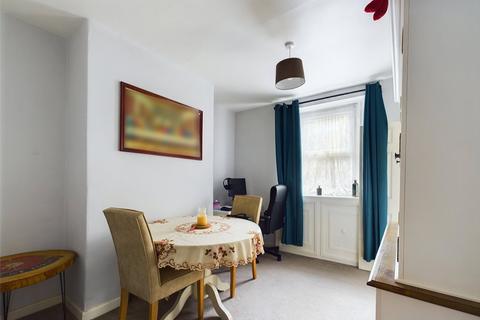 2 bedroom end of terrace house for sale, East Street, Okehampton, Devon