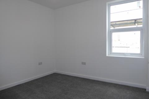 2 bedroom flat to rent, Regent Road, Morecambe, LA3