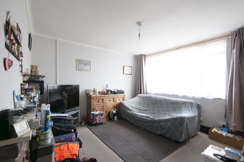 49 Humber Way, Slough, SL3 8SR