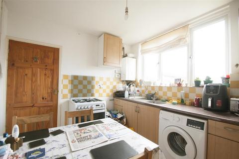 49 Humber Way, Slough, SL3 8SR