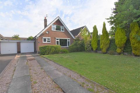 2 bedroom detached bungalow to rent, 14 Fields Way