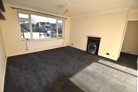 2 bedroom detached bungalow to rent, 14 Fields Way