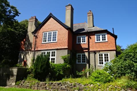 Belmont Road, Bangor LL57