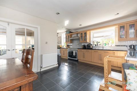 3 bedroom semi-detached house for sale, Wickersley Road, Bramley, S60 4JP