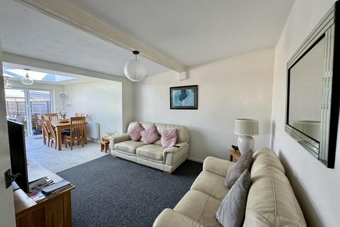 2 bedroom bungalow for sale, Harold Close, Pevensey Bay, Pevensey, East Sussex, BN24