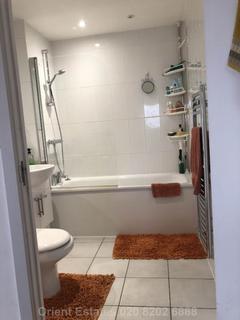 2 bedroom flat to rent, Zenith Close, London