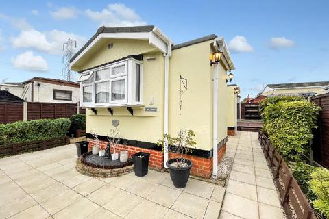 1 bedroom park home for sale, Galley Hill, Waltham Abbey EN9