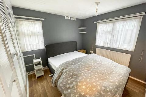 1 bedroom park home for sale, Galley Hill, Waltham Abbey EN9