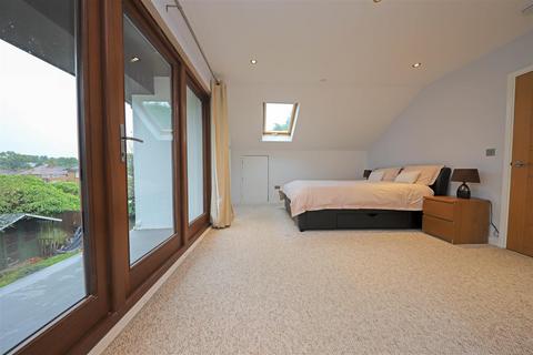 3 bedroom detached house for sale, The Kiln, Burgess Hill