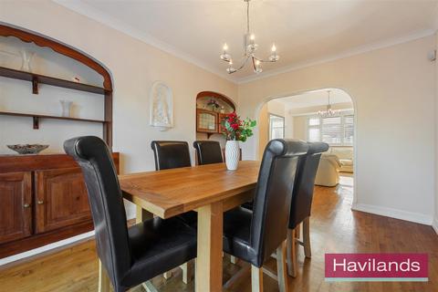 4 bedroom semi-detached house for sale, The Woodlands, London