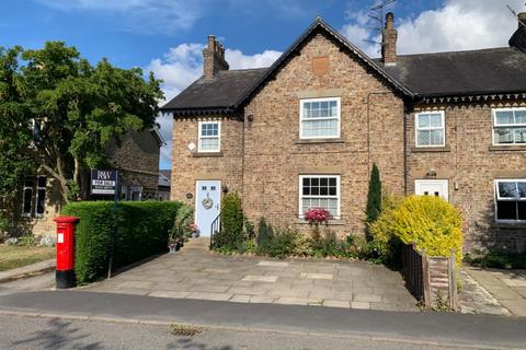 3 bedroom end of terrace house for sale, Main Street, Kirby Misperton, Malton