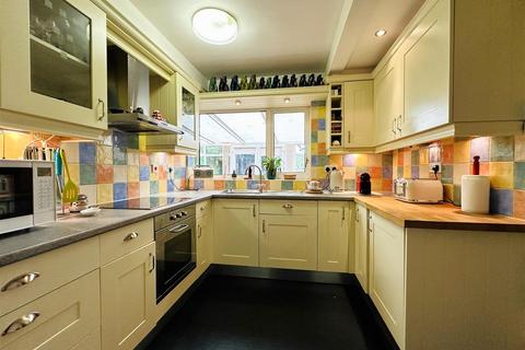 4 bedroom semi-detached house for sale, Chapelfields, Cliffe