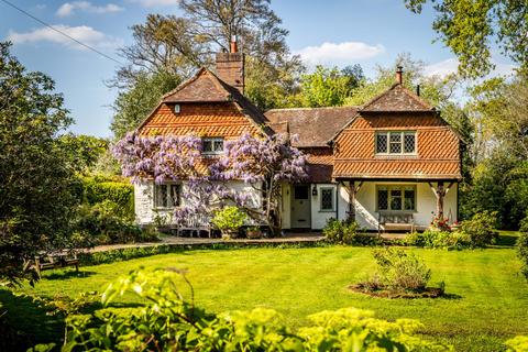 5 bedroom detached house for sale, Culmer Lane, Wormley, Godalming, Surrey, GU8