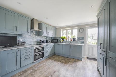 3 bedroom detached house for sale, Lower Greenfield, Hemyock, Cullompton