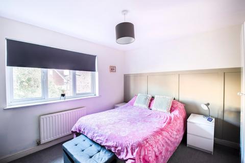 11 Bickon Drive, Quarry Bank, Brierley Hill, DY5 2JF