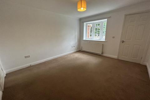 2 bedroom terraced house to rent, Bishopdown Cottages, Wiltshire SP1