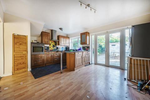 3 bedroom end of terrace house for sale, Banbury,  Oxfordshire,  OX16