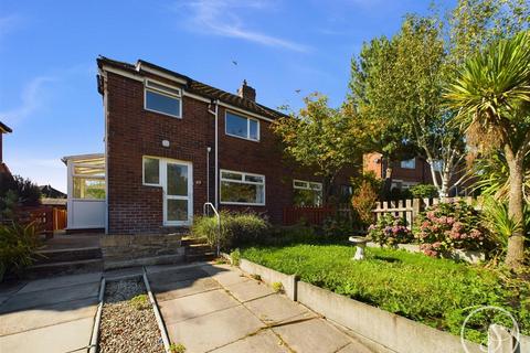 3 bedroom semi-detached house to rent, Troydale Lane, Pudsey