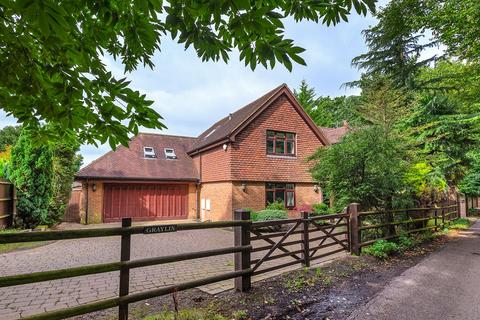 3 bedroom detached house for sale, Whitepost Lane, Gravesend DA13