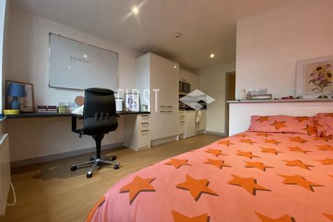 Studio to rent, Percy Road, Leicester LE2