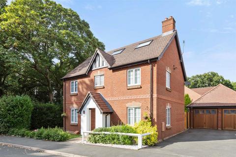 5 bedroom detached house for sale, St Phillips Grove, Bentley Heath