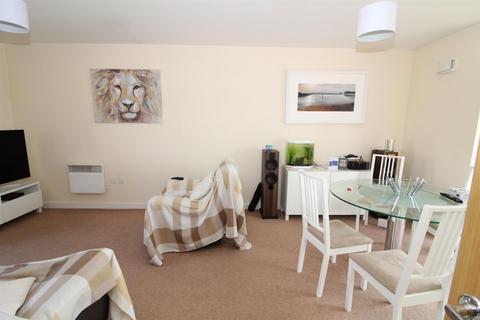 2 bedroom apartment to rent, East Moor Drive, Wolverton Mill, Milton Keynes