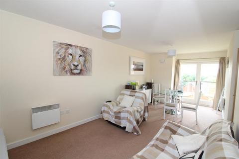 2 bedroom apartment to rent, East Moor Drive, Wolverton Mill, Milton Keynes