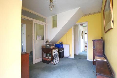 8 Cherry Tree Gardens, Bexhill-on-sea, TN40 2QL