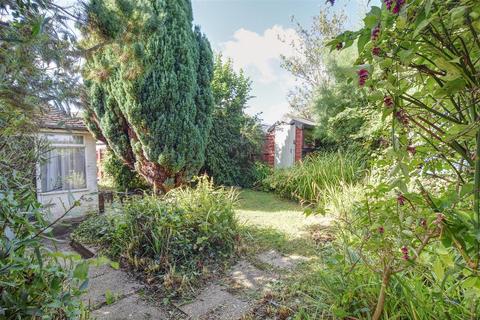 8 Cherry Tree Gardens, Bexhill-on-sea, TN40 2QL