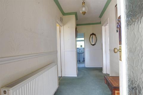 8 Cherry Tree Gardens, Bexhill-on-sea, TN40 2QL
