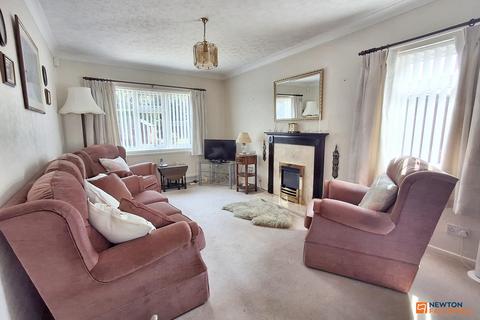 3 bedroom detached house for sale, Francis Gardens, Peterborough, PE1