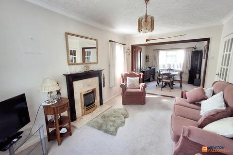 3 bedroom detached house for sale, Francis Gardens, Peterborough, PE1