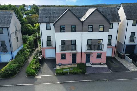 4 bedroom semi-detached house for sale, Kilmar Street, Plymouth PL9