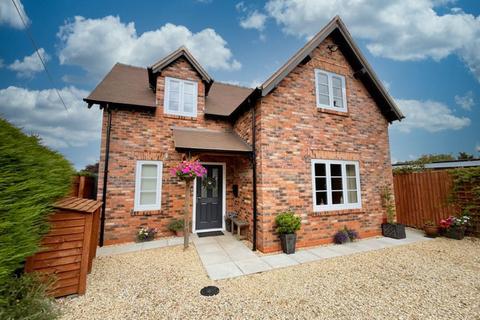 3 bedroom detached house for sale, Limekiln Lane, Lilleshall, TF10