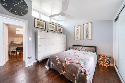 2 bedroom apartment for sale, Kennington Park Road, London