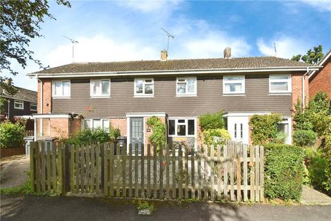 3 bedroom terraced house for sale, Gurnays Mead, West Wellow, Romsey, Test Valley