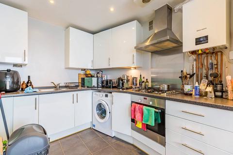 1 bedroom flat for sale, 2 Taylor Place, London E3