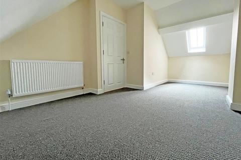 2 bedroom duplex to rent, Main Street, Nottingham NG6